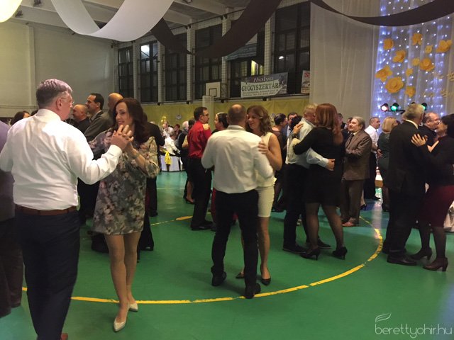 12. Jótékonysági Kórházbál 48